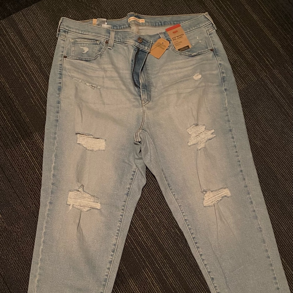 Womens Levi 20w high rise mom jeans NWT